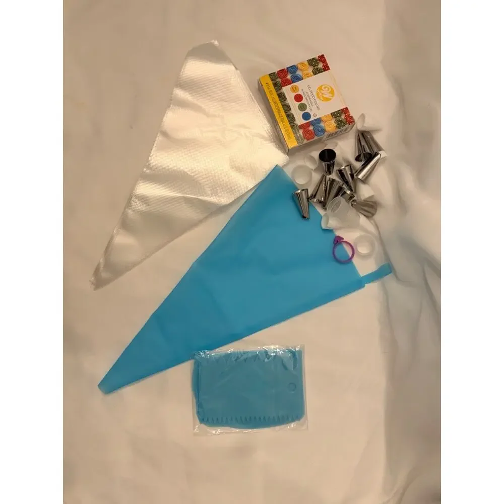 Piping Bags and Tips Wilton Food Coloring Reusable Bags Frosting Cake Scraper